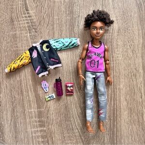 Monster High Clawd Wolf Fashion Doll and Accessories